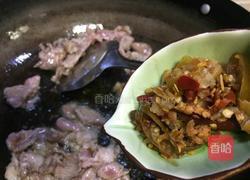 泡椒三色木耳肉片的做法图解11