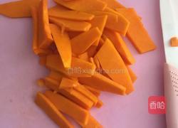 南瓜鸡丝面的做法图解1