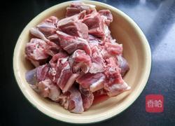 胡萝卜炖羊肉的做法图解2