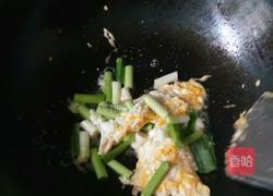 大蒜炒蛋的做法图解4