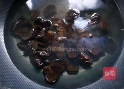 荷兰豆炒木耳的做法图解6