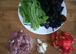 荷兰豆炒木耳的做法图解7