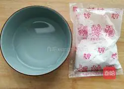 How to eat in the morning when the temperature is cooling down - a bowl of spicy and sour spicy soup and fried pancakes Illustration 4