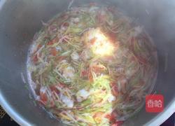 虾仁蛋饼面的做法图解8
