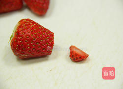 狂热草莓季的做法图解4