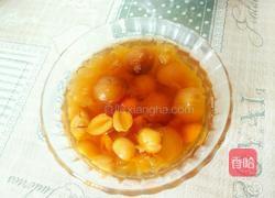 桂圆莲子银耳汤的做法图解3