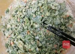 胡萝卜菠菜营养疙瘩餐的做法图解6