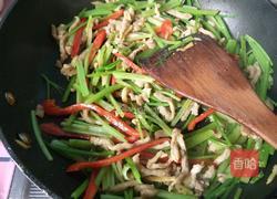 芹菜肉丝的做法图解13