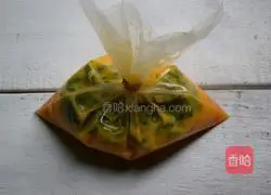 Illustration of how to make egg pancake 5