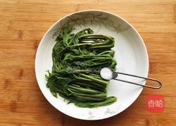 炸香椿鱼的做法图解4