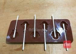 巧克力鱼棒棒糖的做法图解2