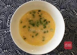 杏鲍菇炒蛋的做法图解3