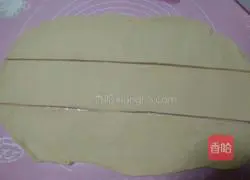 Illustration of how to make Thousand-layer Toast Bread with Bean Paste 3