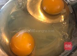 香椿海参摊饼的做法图解2