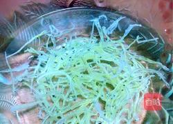 婴幼儿食谱：银鱼豆腐胡萝卜汤～的做法图解1