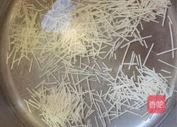 菠菜猪肝粉面的做法图解3