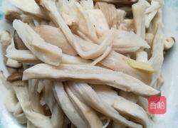 香辣杏鲍菇的做法图解1