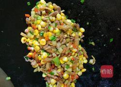 什锦炒饭的做法图解8