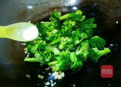 蒜香西兰花的做法图解16