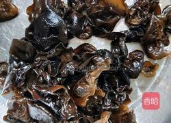 木耳小白菜肉的做法图解9