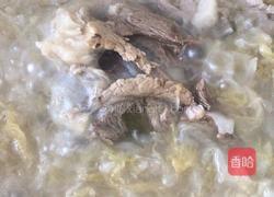 酸菜炖大骨棒的做法图解6