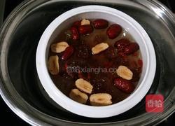 桃胶红枣银耳羹的做法图解10