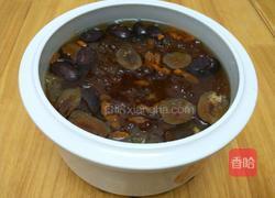 桃胶红枣银耳羹的做法图解12