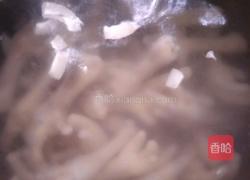 鸡脚浸羊肚菌的做法图解3