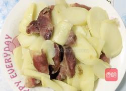 笋白炒腊肠的做法图解6