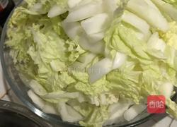 白菜炖笔管的做法图解1