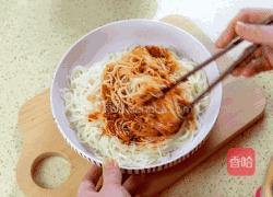 韩式辣白菜拌面的做法图解8