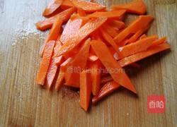 红罗卜清炒苦瓜的做法图解2