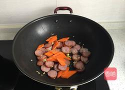 尖椒炒红肠的做法图解5