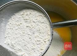 6寸戚风蛋糕的做法图解5