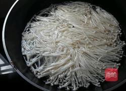 蒜蓉凉拌金针菇的做法图解2