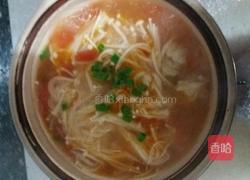 番茄金针菇牛腩汤的做法图解9