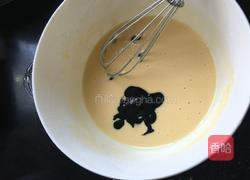 黑芝麻酱松饼的做法图解2