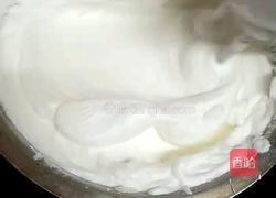 八寸动物奶油蛋糕的做法图解1