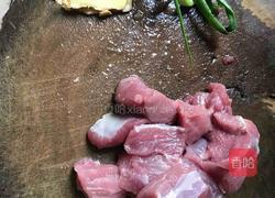 自制猪肉松的做法图解1