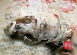 黄豆鱼头汤的做法图解6