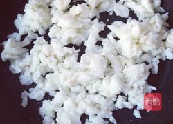 牛奶炒蛋清的做法图解2
