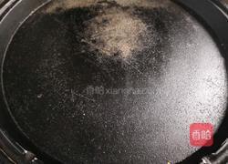 芹菜叶鸡蛋饼的做法图解3