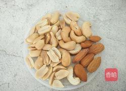 凉拌莴苣坚果的做法图解4