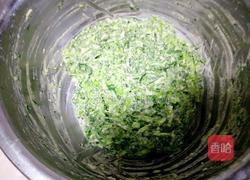 炸茼蒿丸子的做法图解6