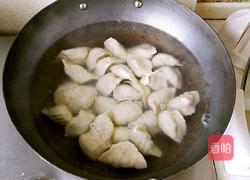猪肉韭菜水饺的做法图解20