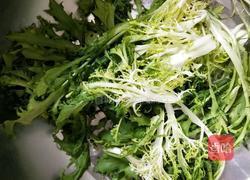 苦苣拌花生的做法图解2