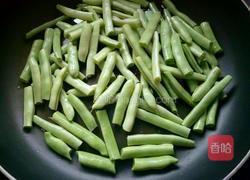 干煸豆角的做法图解5