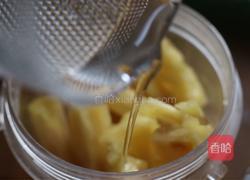 菠萝黄瓜汁的做法图解2