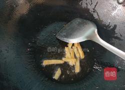 蒜薹炒腊肠的做法图解6