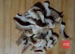 毛肚炒蒜苗的做法图解1